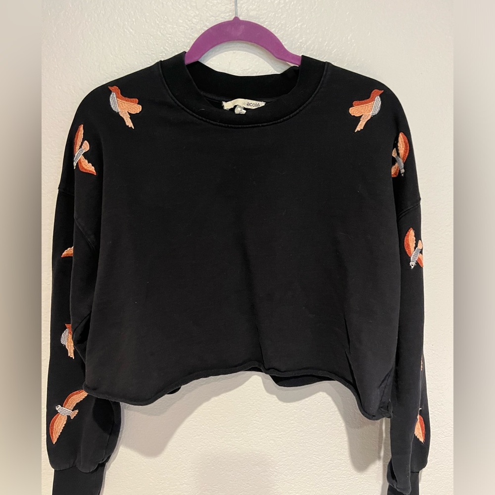 Anthropologie acote embroidered bird sweatshirt
